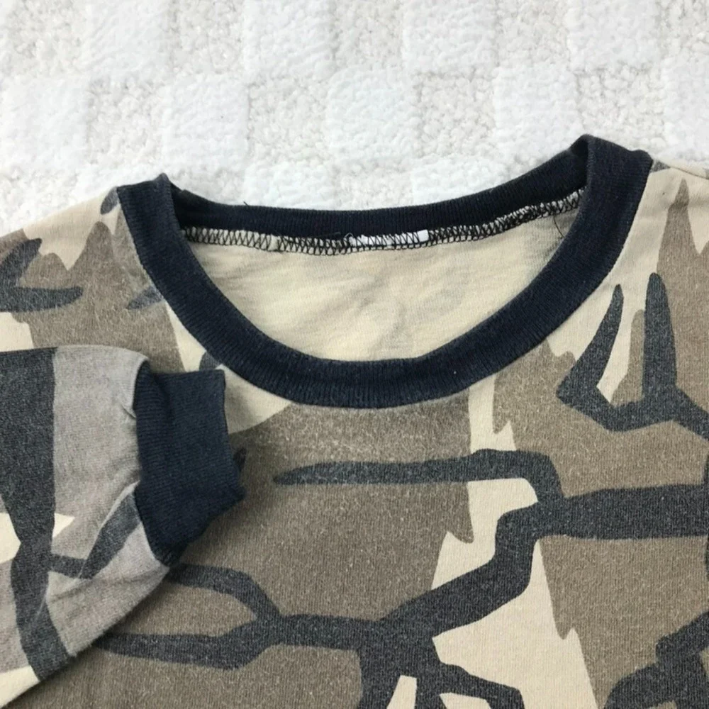 Predator Camouflage measurements are